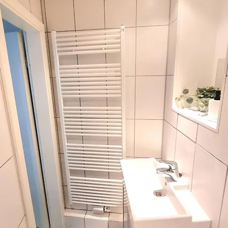 4 Zimmerwohnung In *